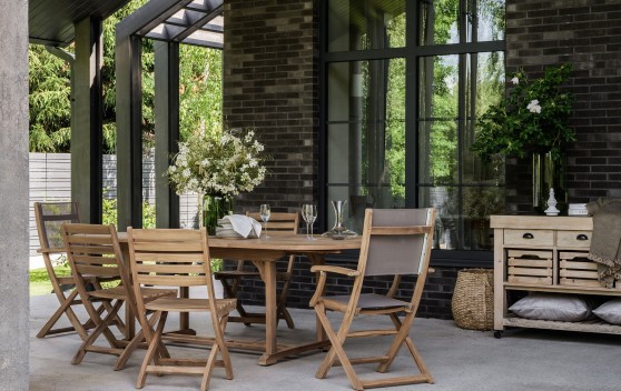 Сервируем стол для большой компании: советы от Dantone Kitchen