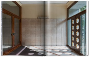 Entryways of MilanI