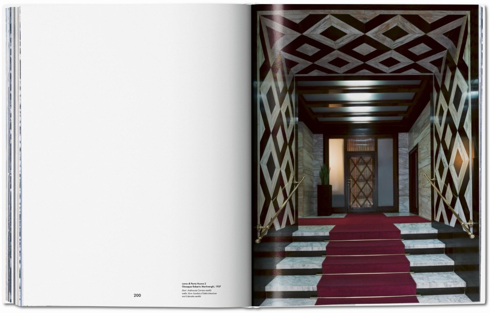 Entryways of MilanI